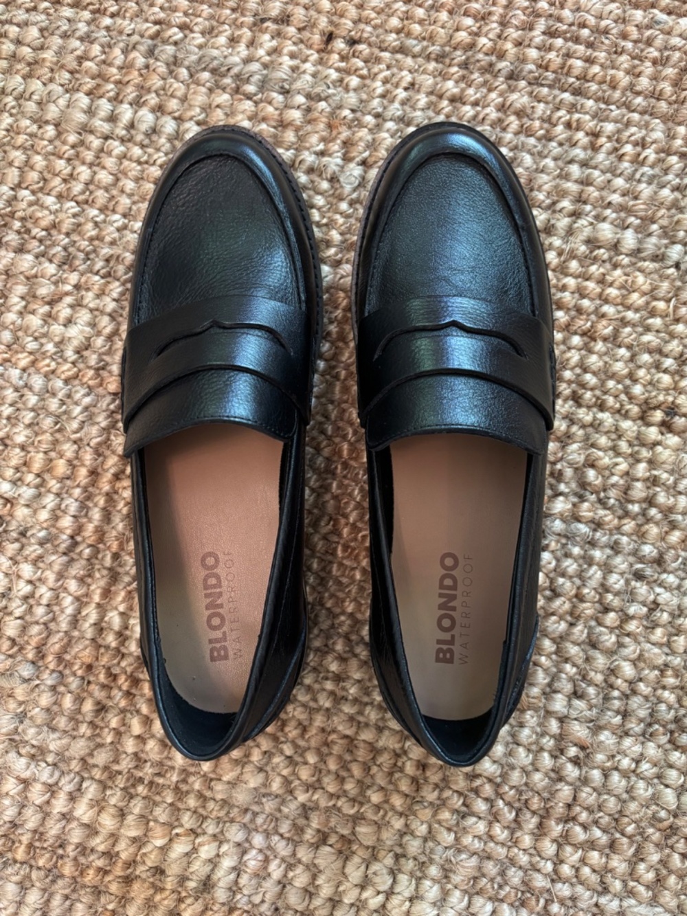 Women's Blondo Penny Waterproof Leather Loafers Size 10
